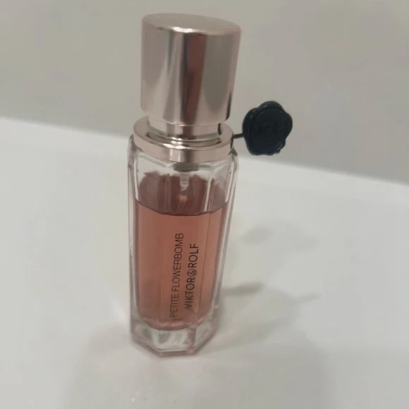 Viktor & Rolf Petite Flowerbomb - Picture 4 of 5